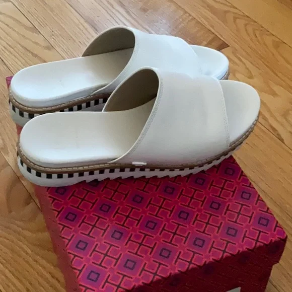 Women’s Tory Burch Slide - Picture 2 of 4